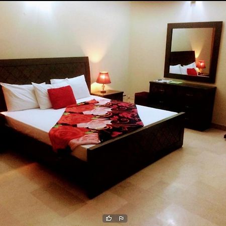 Royal Galaxy Bed & Breakfast Islamabad: Family-Exclusive Retreat Exterior photo